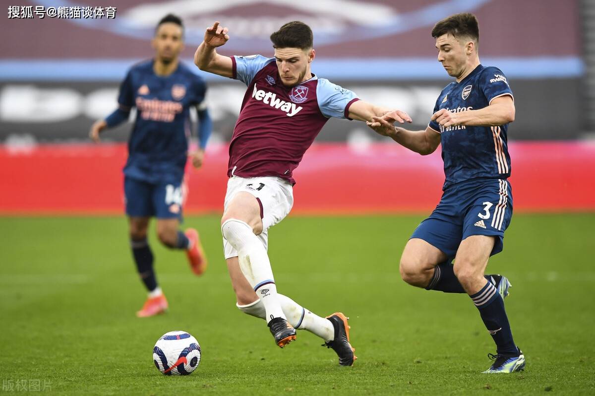 包含冲刺阶段体能课后，西汉姆门线救险备战社区盾，球迷炸锅，轮换策略成焦点的词条